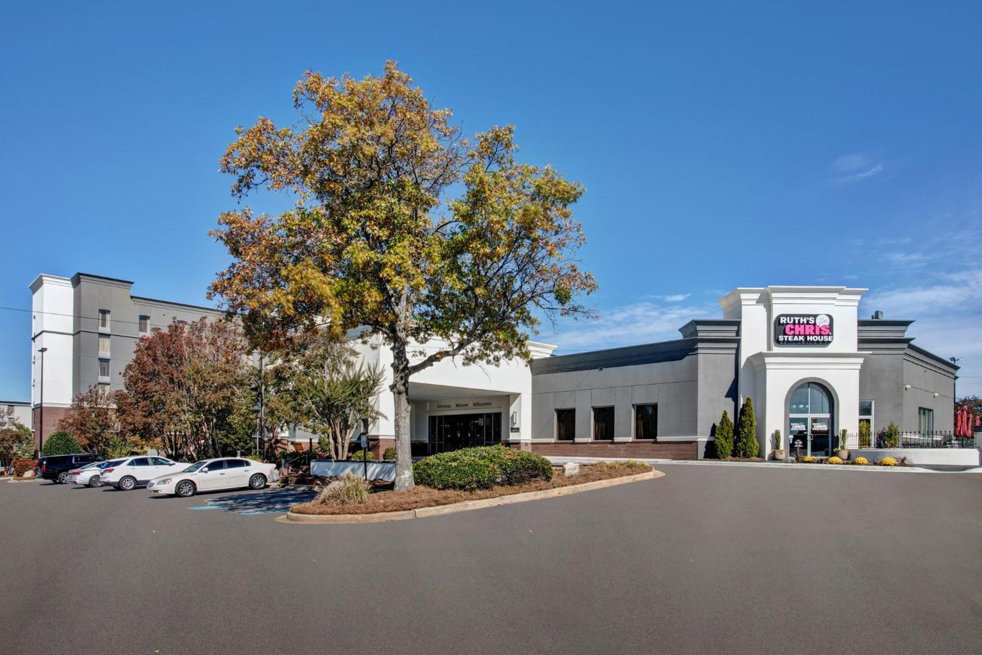 Crowne Plaza Greenville By Ihg Екстериор снимка